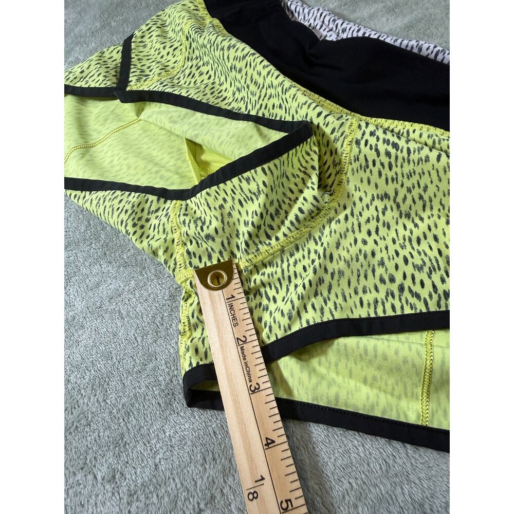 Lululemon Hotty hot size 6 yellow leopard print w liner - Picture 2 of 8